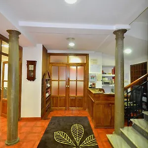 Residencia Ziri Casa de hóspedes Granada